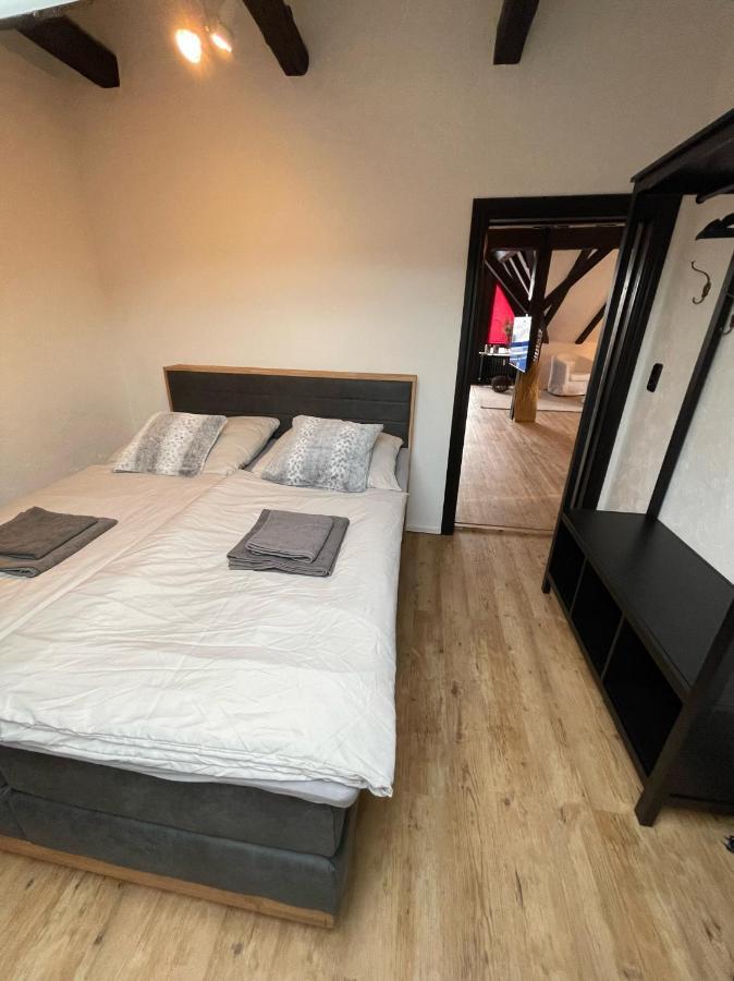 Ferienwohnung Brueckenkopf Og Hamelin Esterno foto